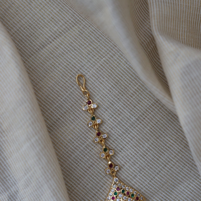 Heritage gold plated multi stone maang TH1386