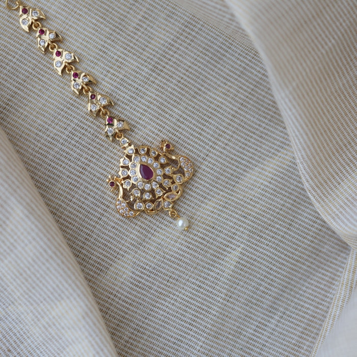Heritage gold plated ruby white stone maang TH688