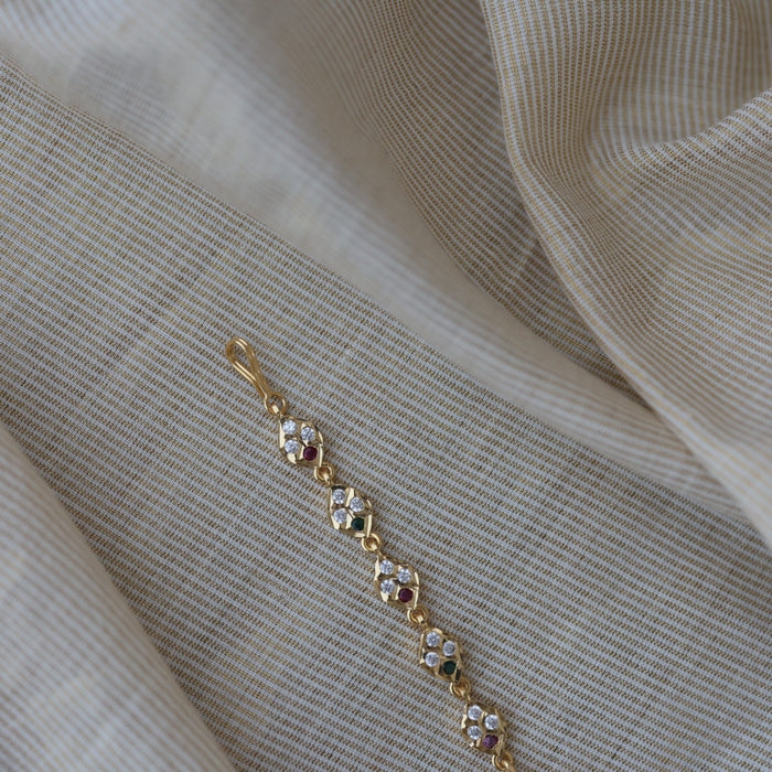 Heritage gold plated ruby white stone maang TH8942