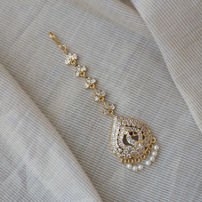 Heritage gold plated white stone maang TH972