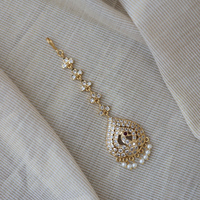 Heritage gold plated white stone maang TH972