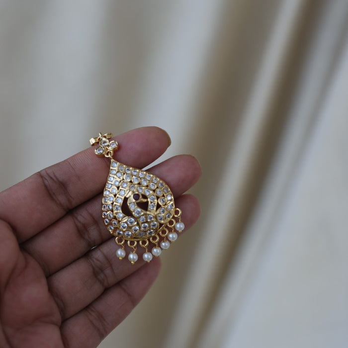 Heritage gold plated white stone maang TH972