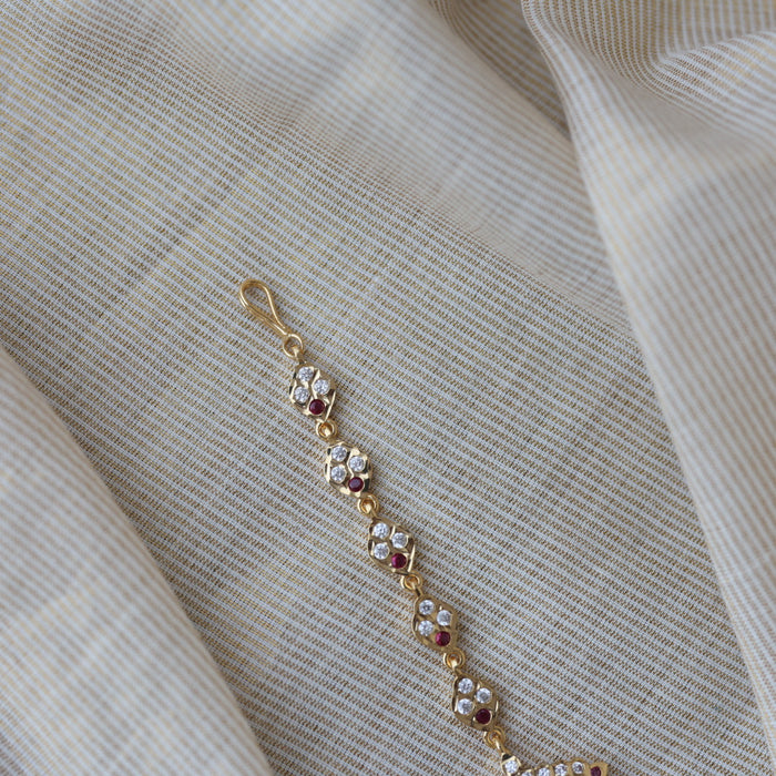 Heritage gold plated ruby white stone tikka TH2454