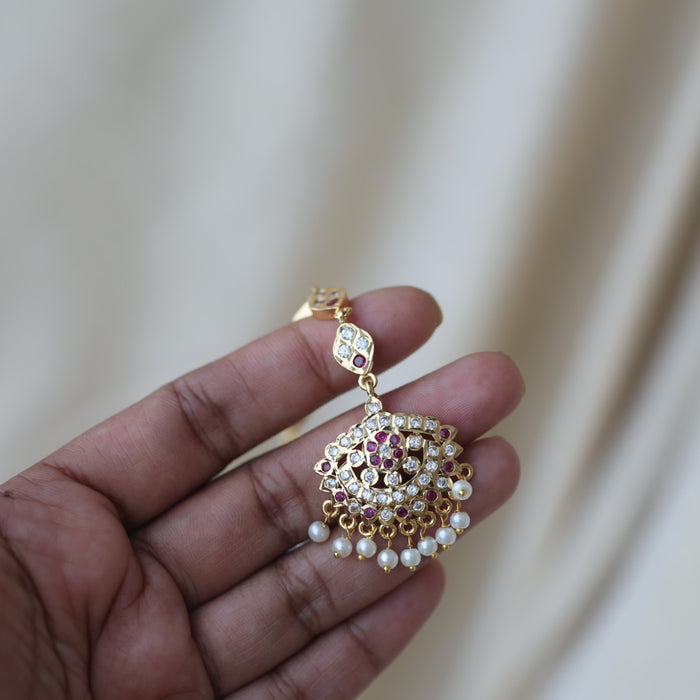 Heritage gold plated ruby white stone tikka TH2454