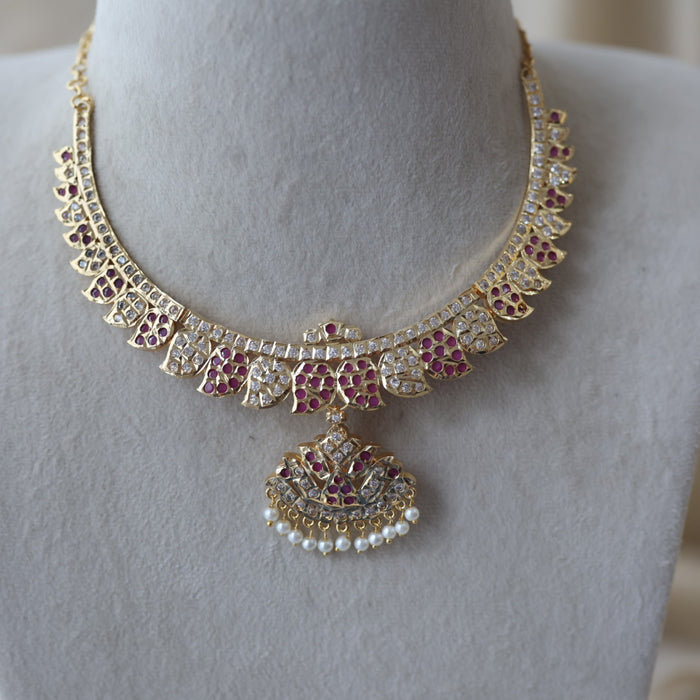 Heritage gold plated ruby white stone short necklace H8729