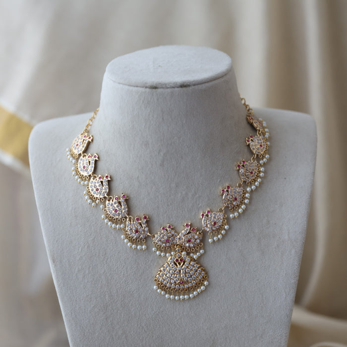 Heritage gold plated ruby white stone short necklace H02783