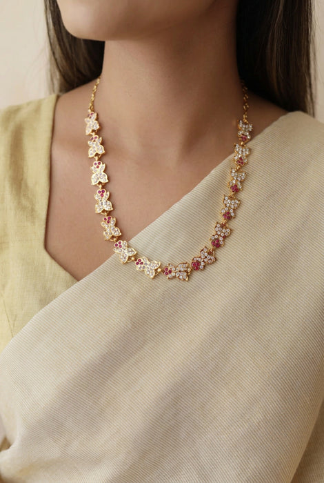 Heritage gold plated ruby white stone short necklace H8303
