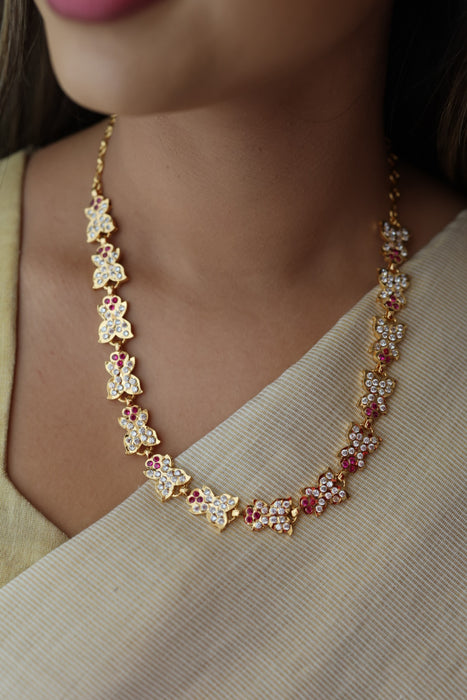 Heritage gold plated ruby white stone short necklace H8303
