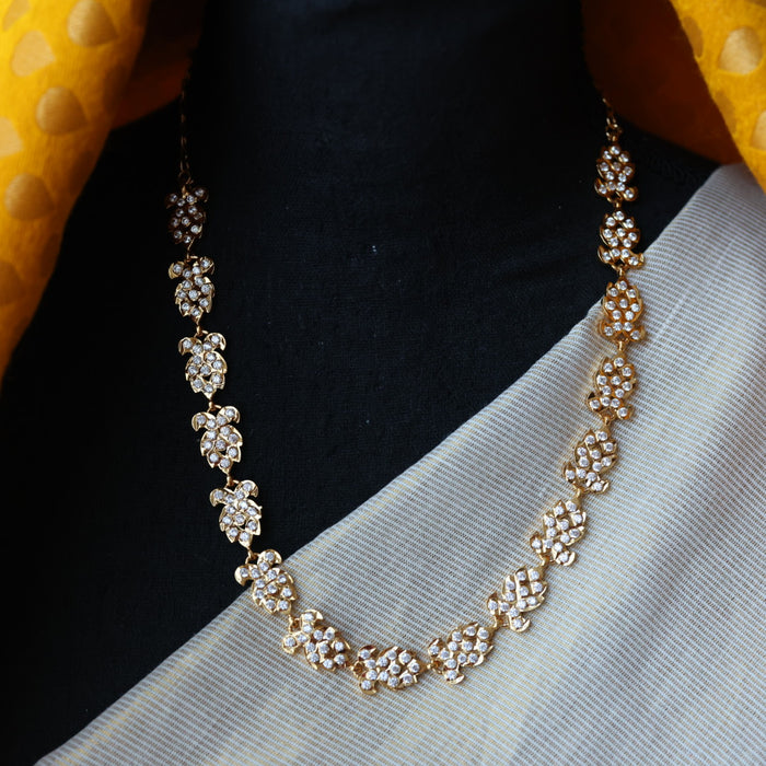 Heritage gold plated traditional short necklace H443