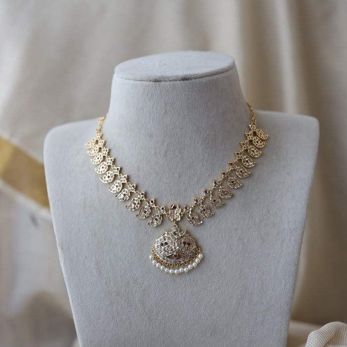 Heritage gold plated ruby white stone short necklace H00111