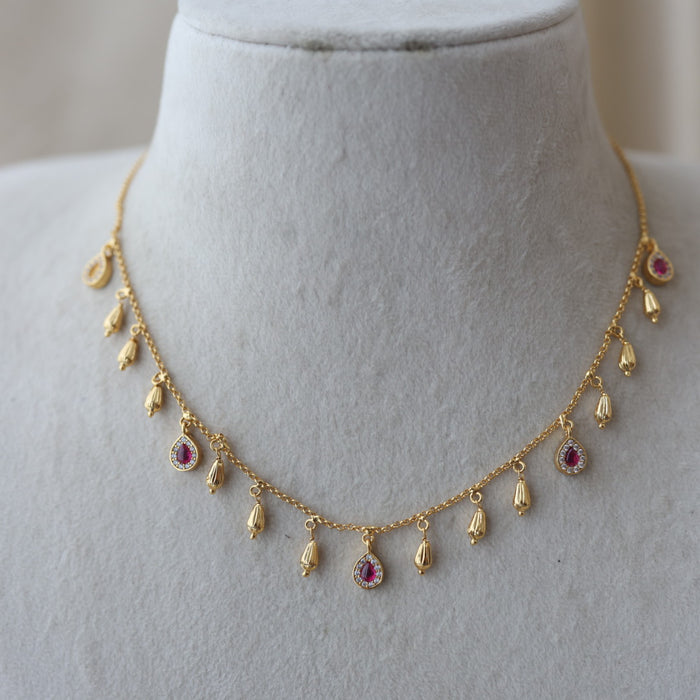 Heritage gold plated simple short necklace HS032