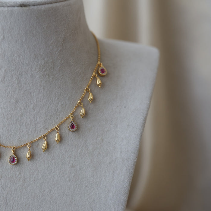 Heritage gold plated simple short necklace HS032