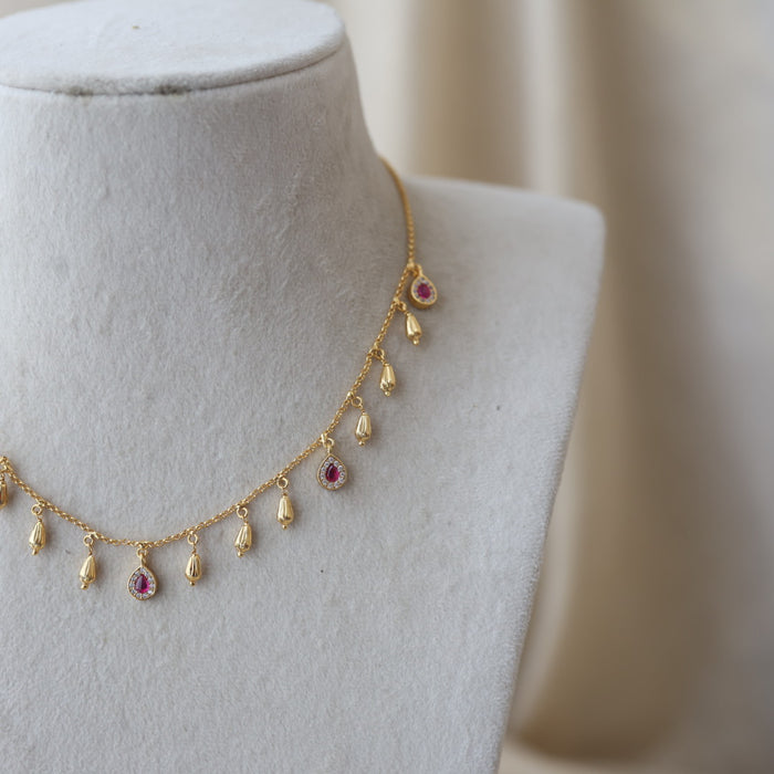 Heritage gold plated simple short necklace HS032