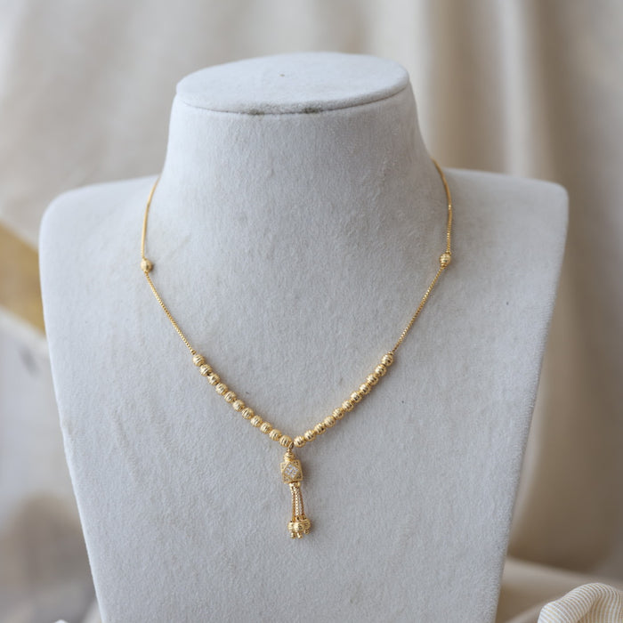 Heritage gold plated simple short necklace HS0045