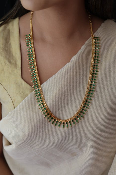 Heritage gold plated green stone long necklace HL2642