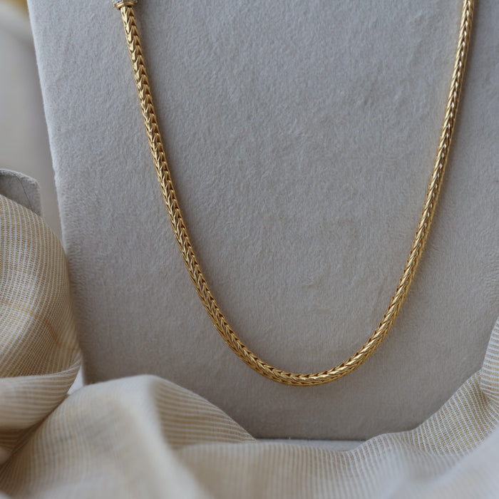 Heritage gold plated white stone kodi chain HC289
