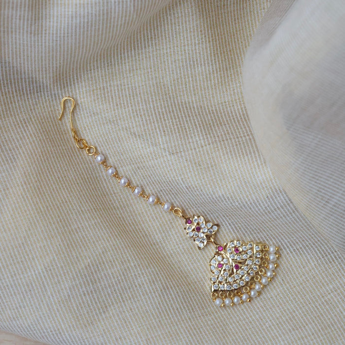 Heritage gold plated white stone tikka HT389