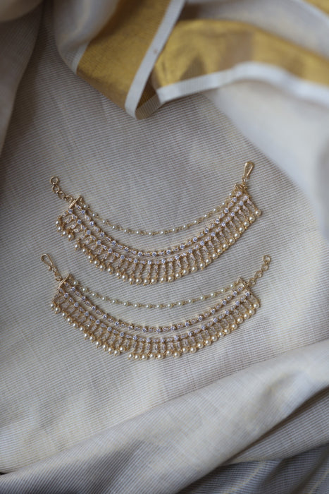 Heritage gold plated white stone mattal ear accessoris HM583