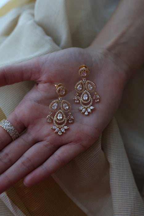 Heritage gold plated white stone long necklace with earrings  HLS893