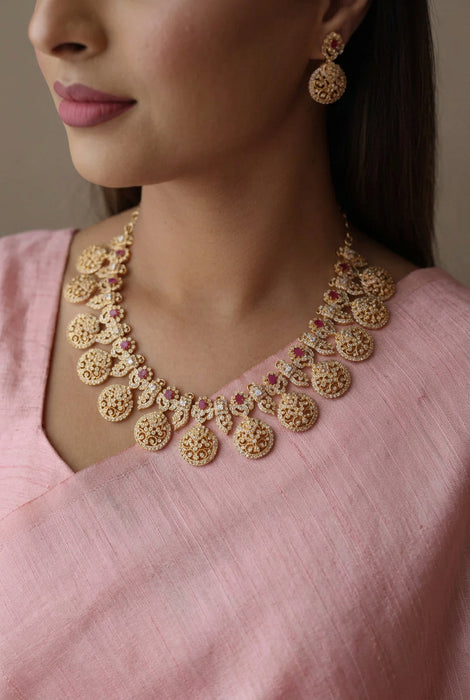 Heritage gold plated ruby white stone coin short necklace with earrings  H8193