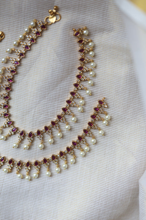 Antique gold traditional ruby white stone anklet HAN0988