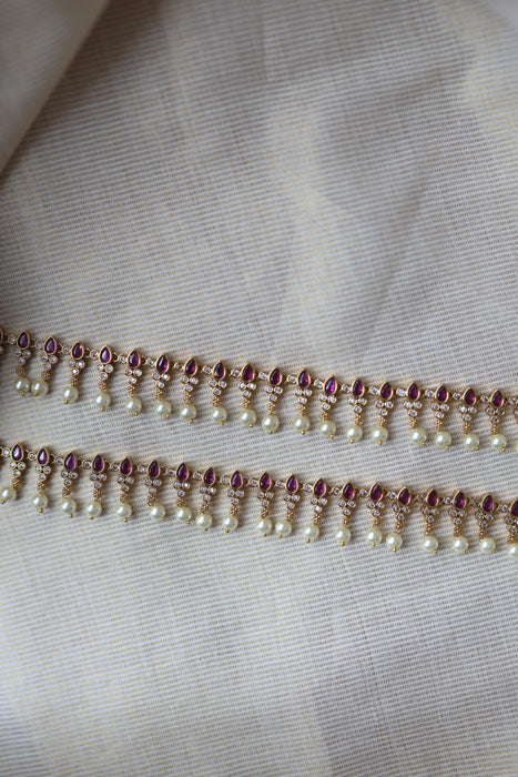 Antique gold traditional ruby white stone anklet HAN0988