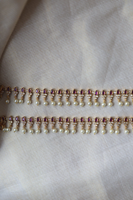 Antique gold traditional ruby white stone anklet HAN0988