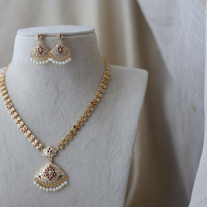 Heritage gold plated ruby white stone short necklace with earrings H6789