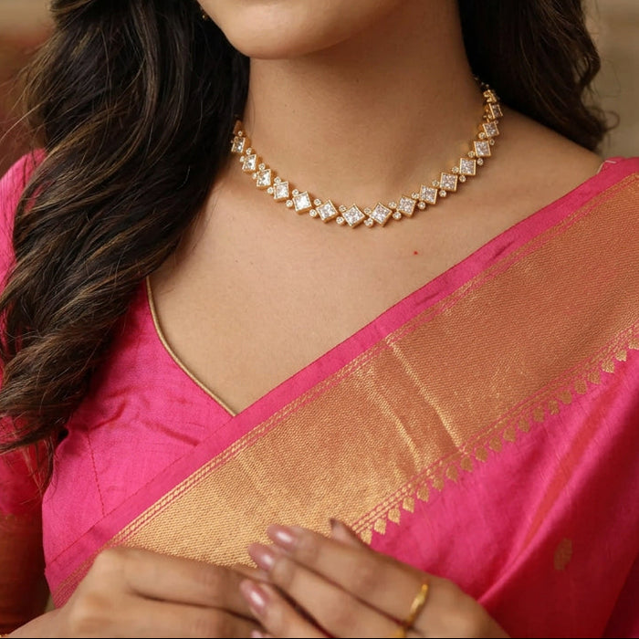 Heritage gold plated white stone choker necklace H7338