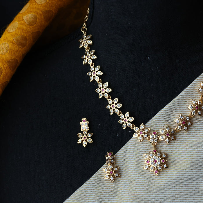 Heritage gold plated short necklace H1234