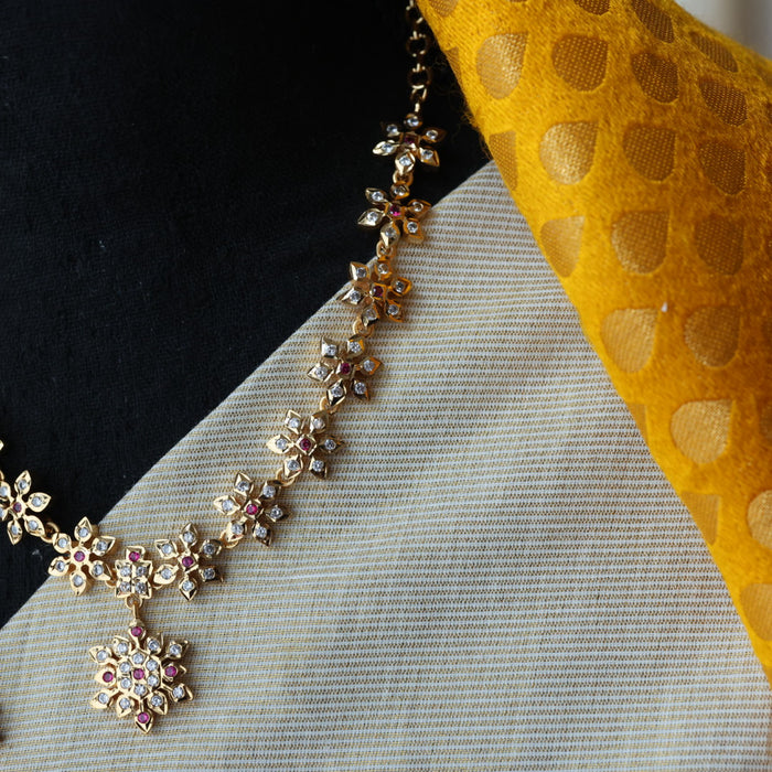 Heritage gold plated short necklace H1234