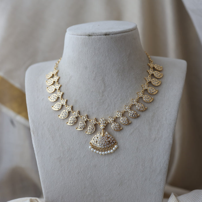 Heritage gold plated white stone mango design short necklace H2080