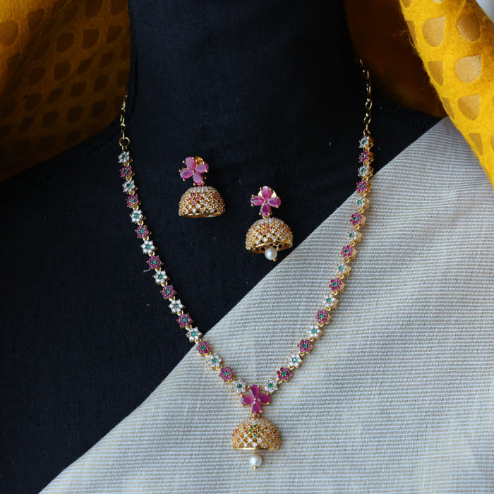 Heritage gold plated white stone short necklace H5313