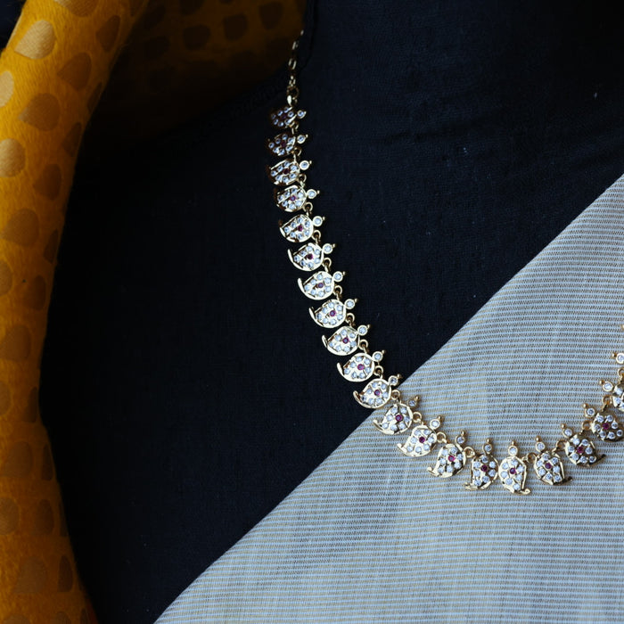 Heritage gold plated ruby white stone mango short necklace H5312