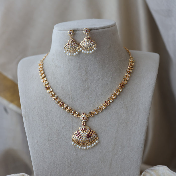 Heritage gold plated ruby white stone short necklace with earrings H672