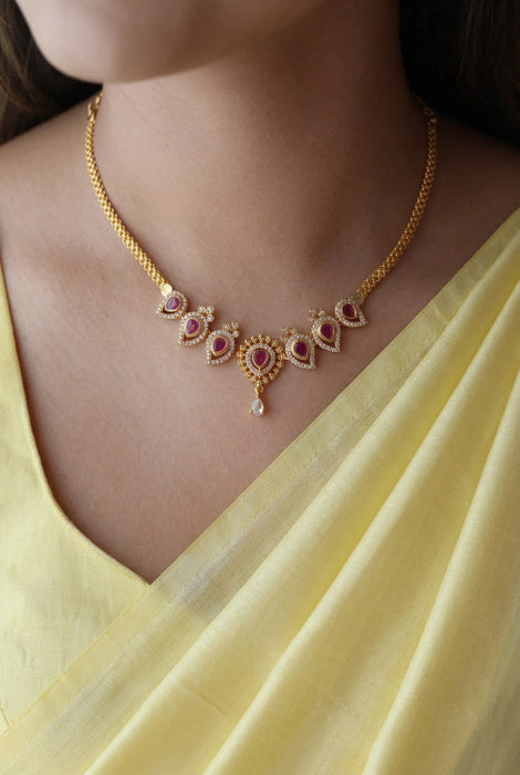 Heritage gold plated ruby white stone short necklace HRW1023