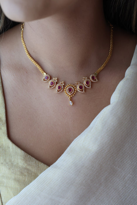 Heritage gold plated ruby white stone short necklace HRW1023