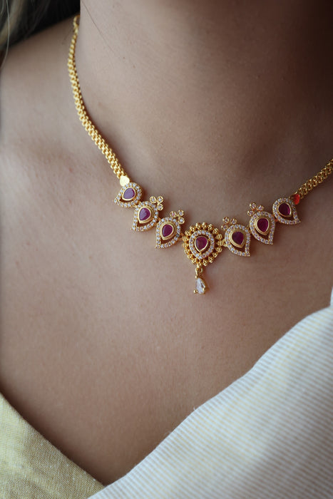 Heritage gold plated ruby white stone short necklace HRW1023