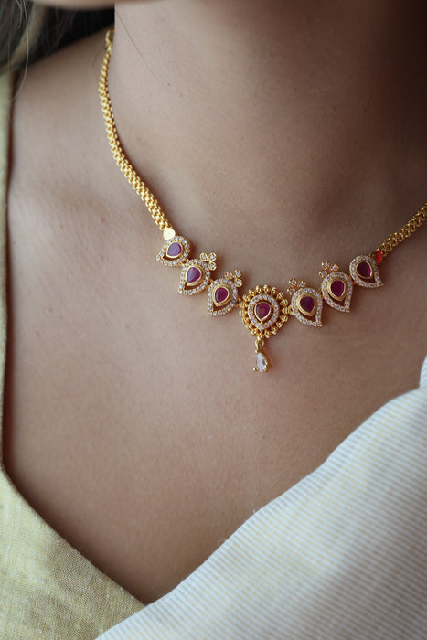 Heritage gold plated ruby white stone short necklace HRW1023