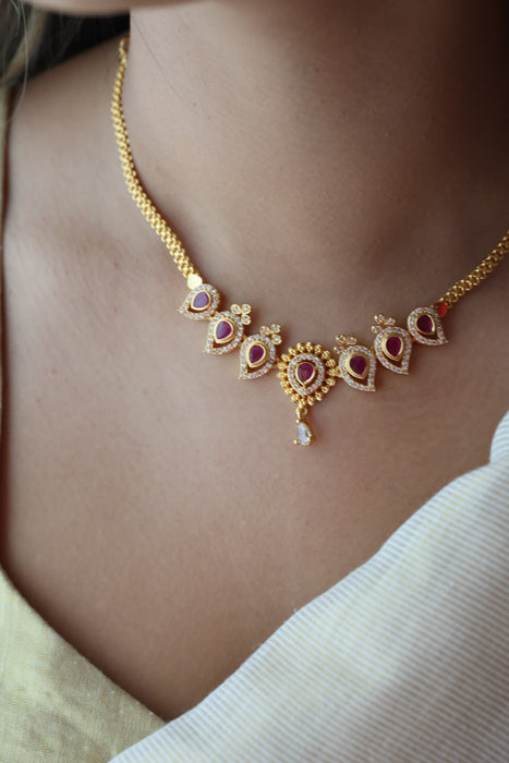Heritage gold plated ruby white stone short necklace HRW1023
