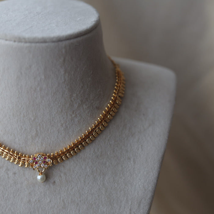 Heritage ruby white stone gold plated short necklace H512