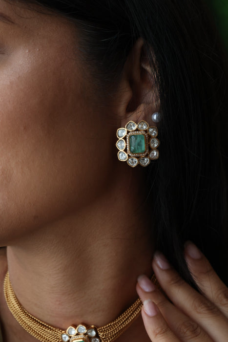 Minimal kundan mint bead choket necklace with earrings MS3245