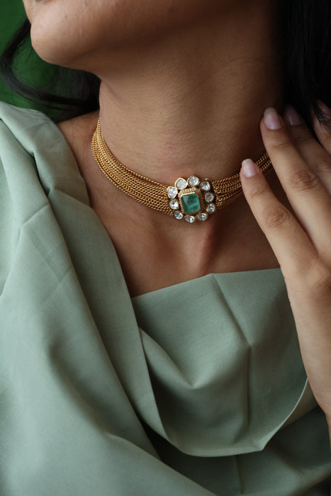 Minimal kundan mint bead choket necklace with earrings MS3245