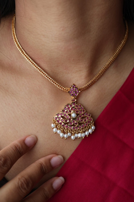 Heritage gold plated ruby stone short necklace H1691