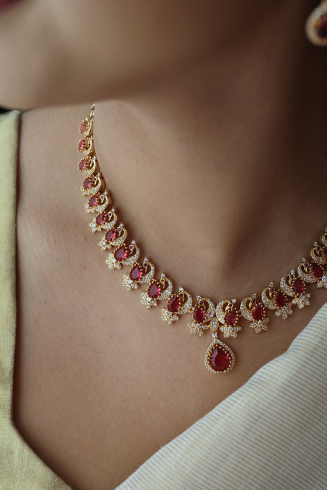 Heritage gold plated ruby white stone short necklace with earrings H82947