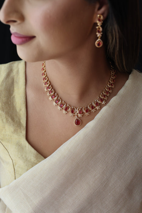 Heritage gold plated ruby white stone short necklace with earrings H82947