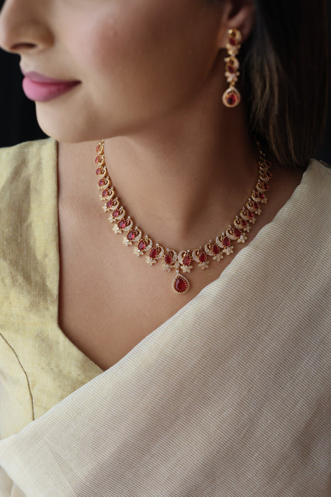 Heritage gold plated ruby white stone short necklace with earrings H82947