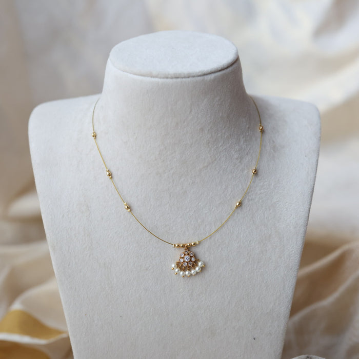 Heritage gold plated invisible short necklace IN9037