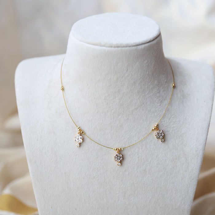 Heritage gold plated invisible short necklace IN9037