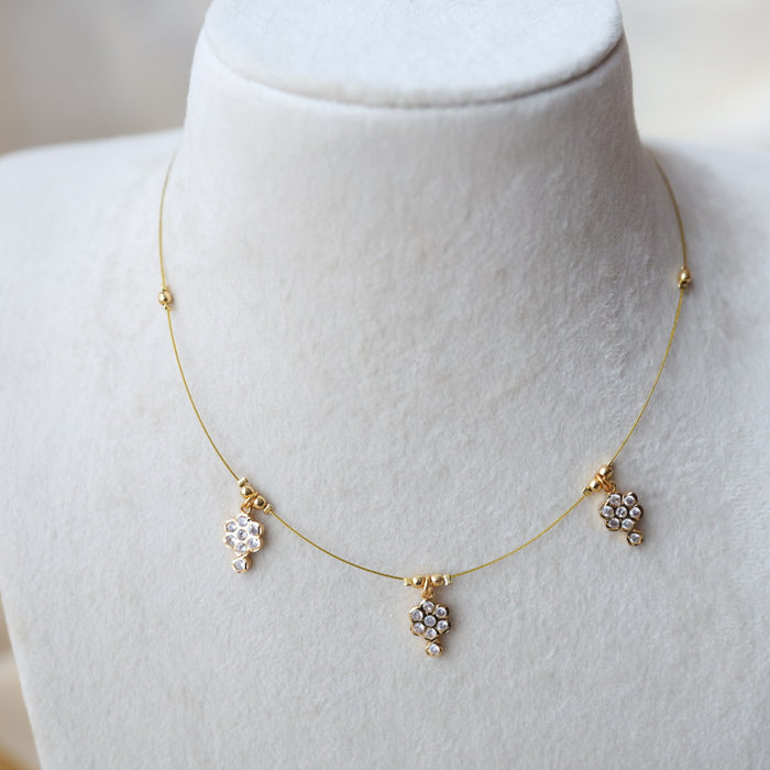 Heritage gold plated invisible short necklace IN9037